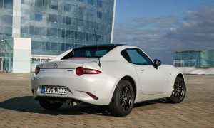 Обзор Mazda MX-5 RF 2017: характеристики, цены