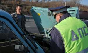 Открывать ли капот по просьбе инспектора и зачем он это просит